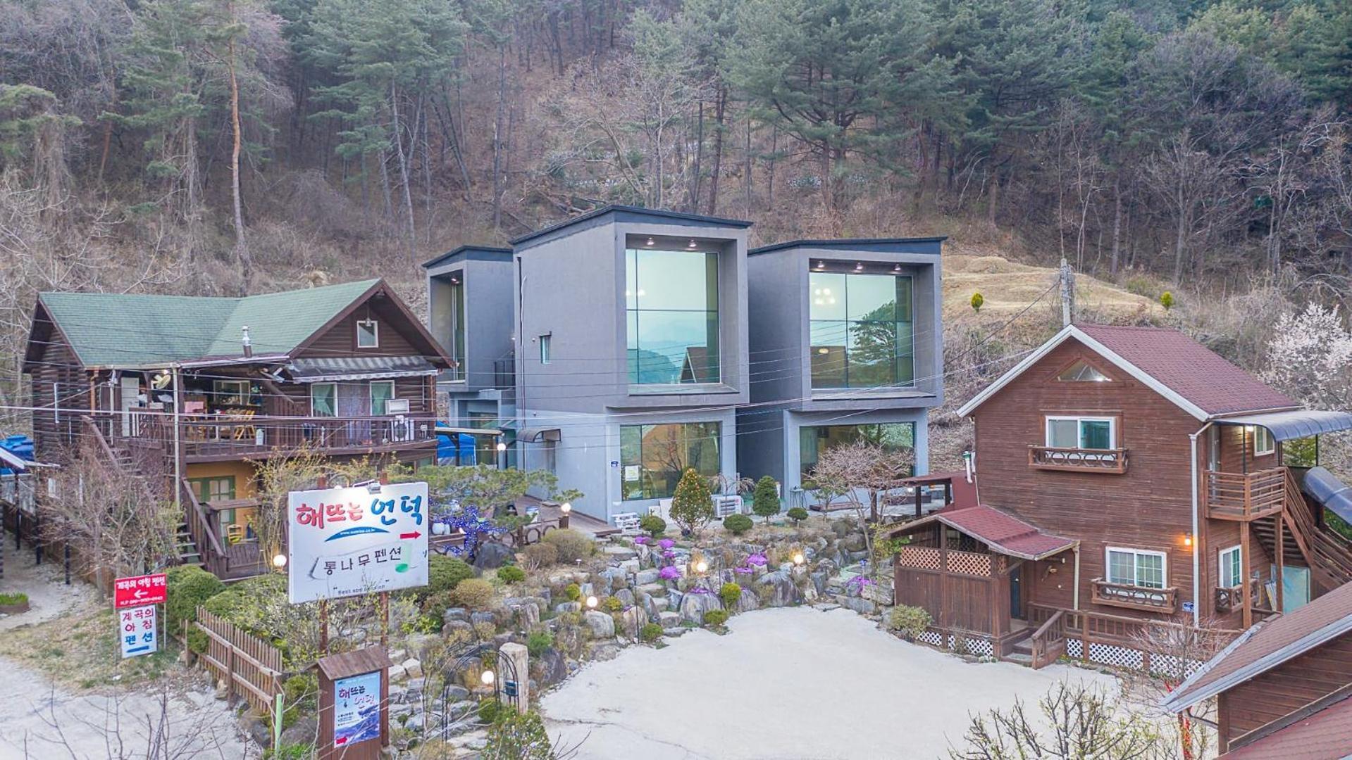 Fortune Rising Sun Hill Pension B Pocheon Buitenkant foto